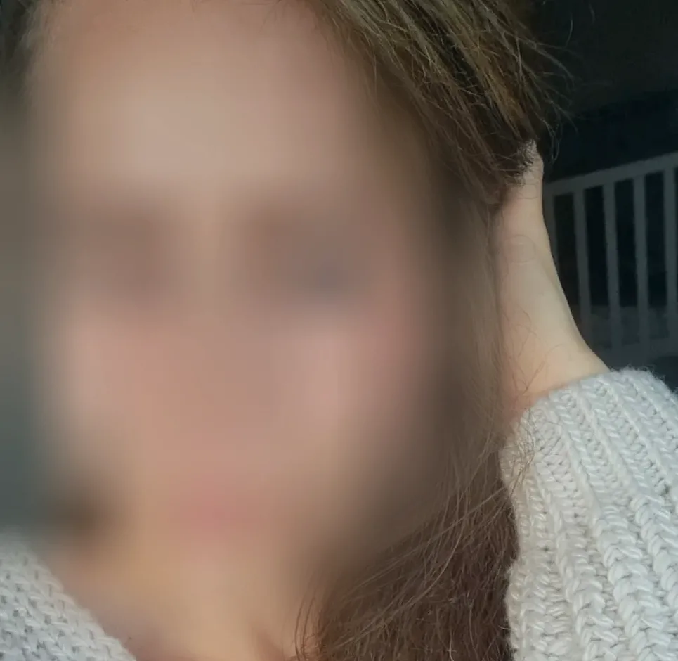 Anneke, 31