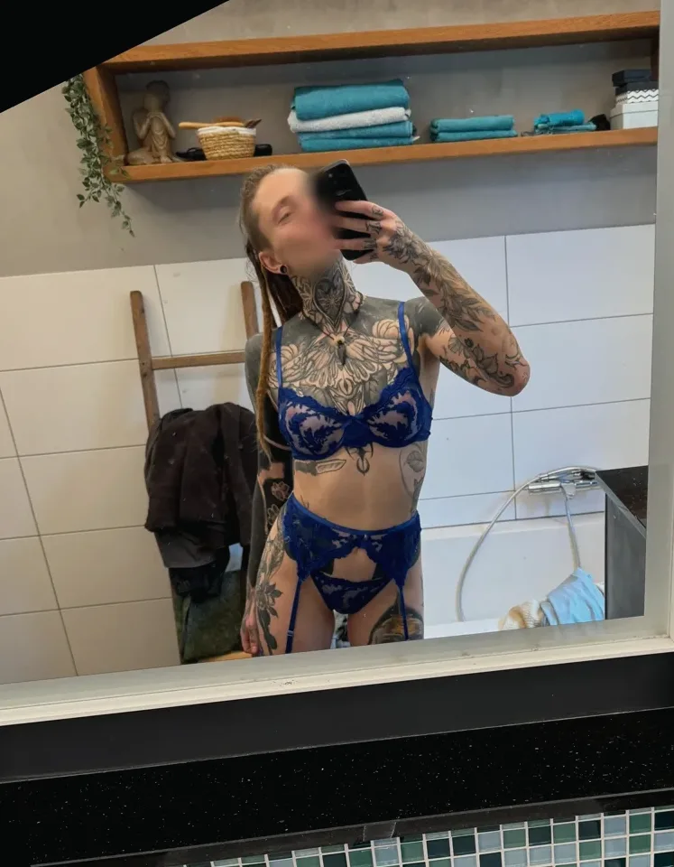 Lotte, 30