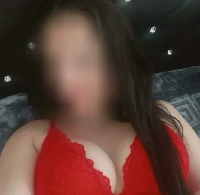 Naima, 35